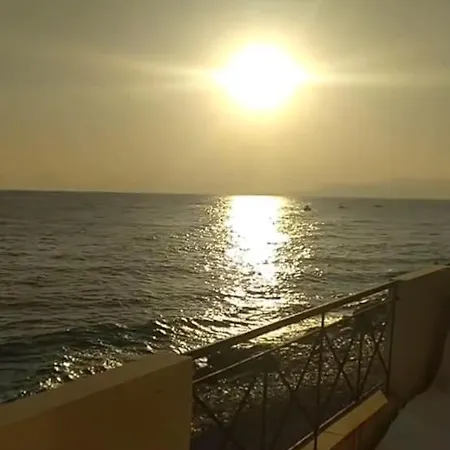 Sunset & Sea Balcony Melissi Apartamento *